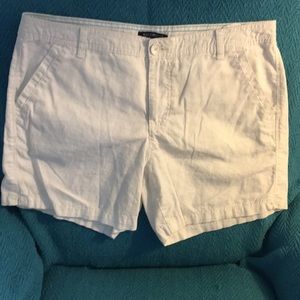 Lovely linen makes summer a breeze!